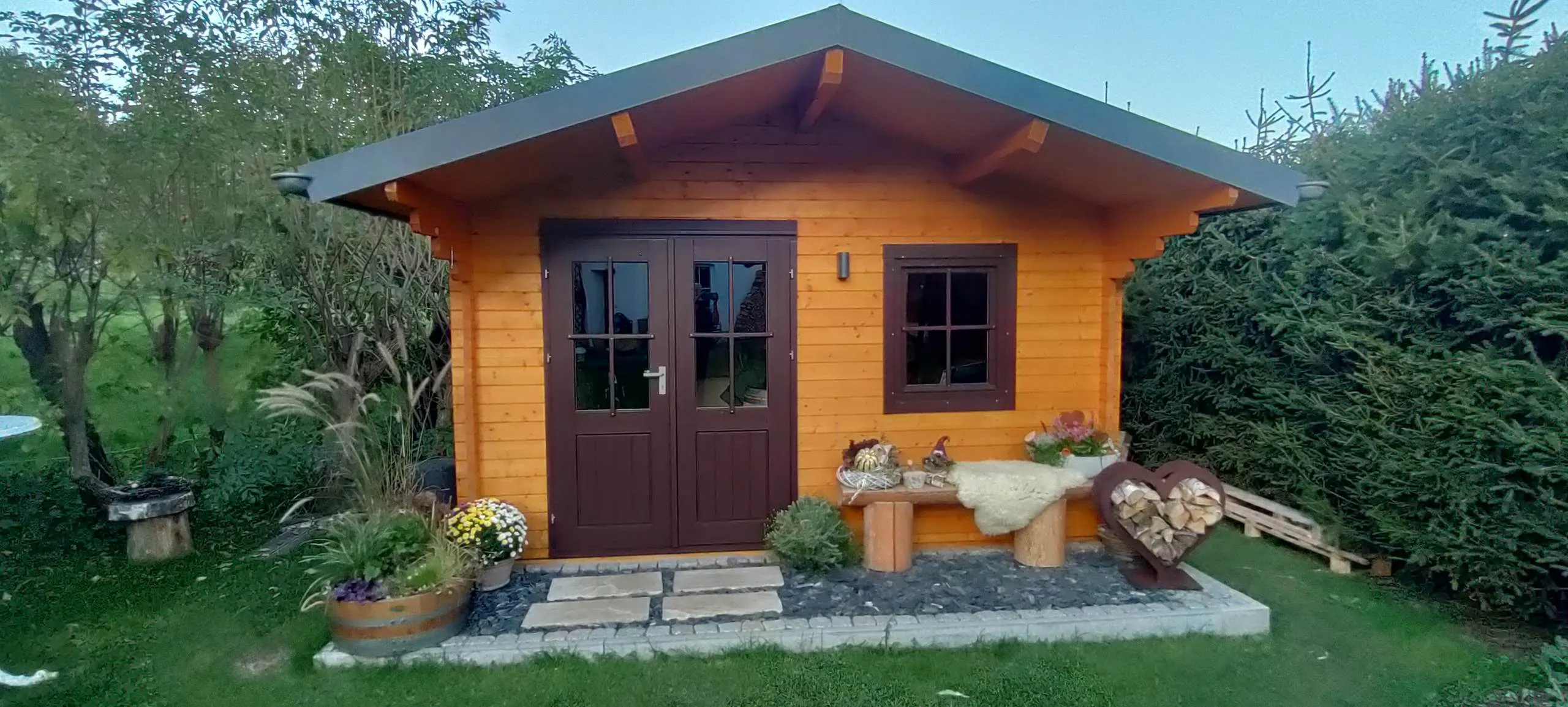 Zuluna Blockhaus 390x390cm, Satteldach