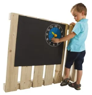 Wandtafel mit Uhr              50 x 60cm