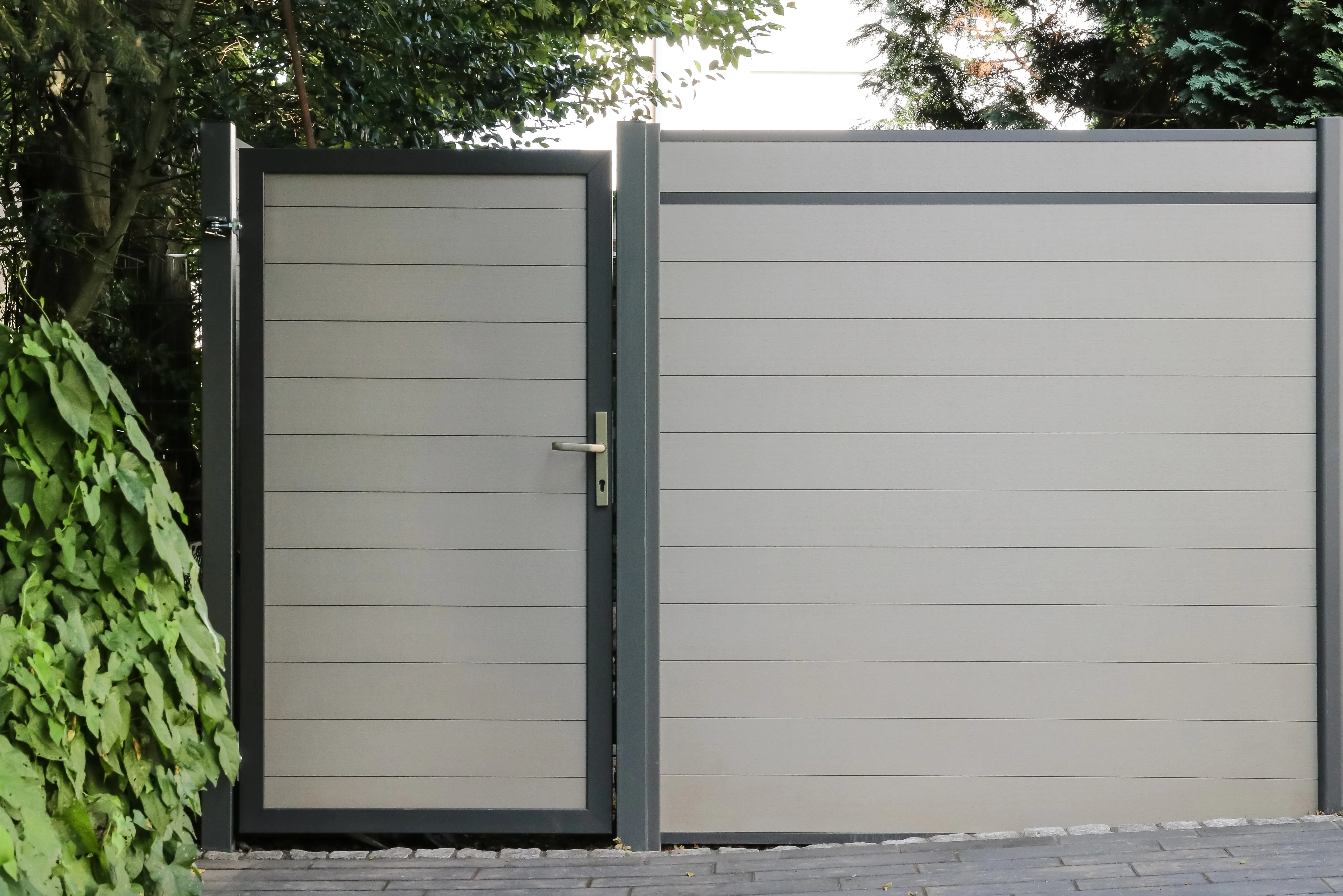 Sichtblende System WPC 178 x 183cm