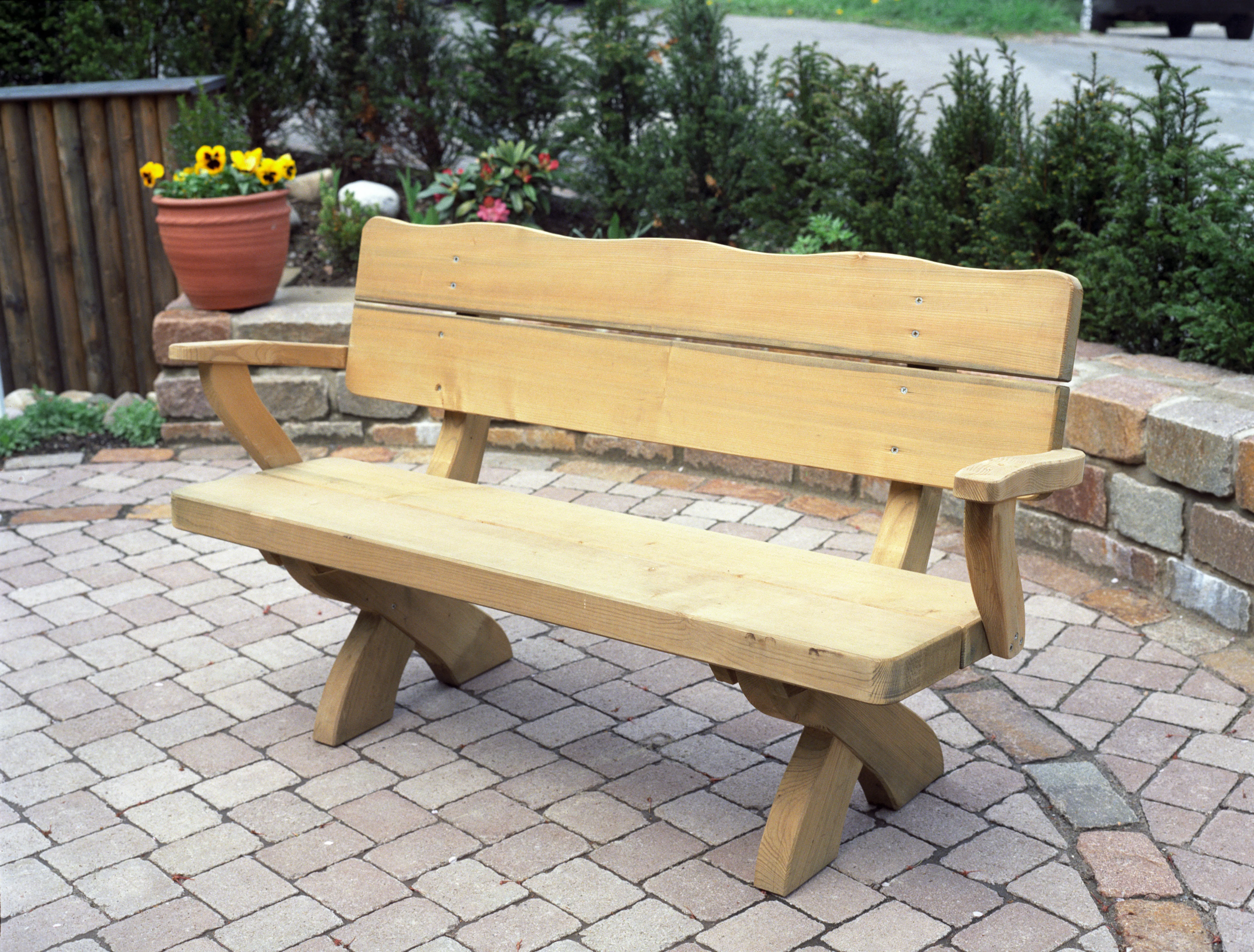 \\APP\OnlineShop\Garten & Freizeit\Gartenmöbel\Bank Westfalen mit Armlehne.jpg